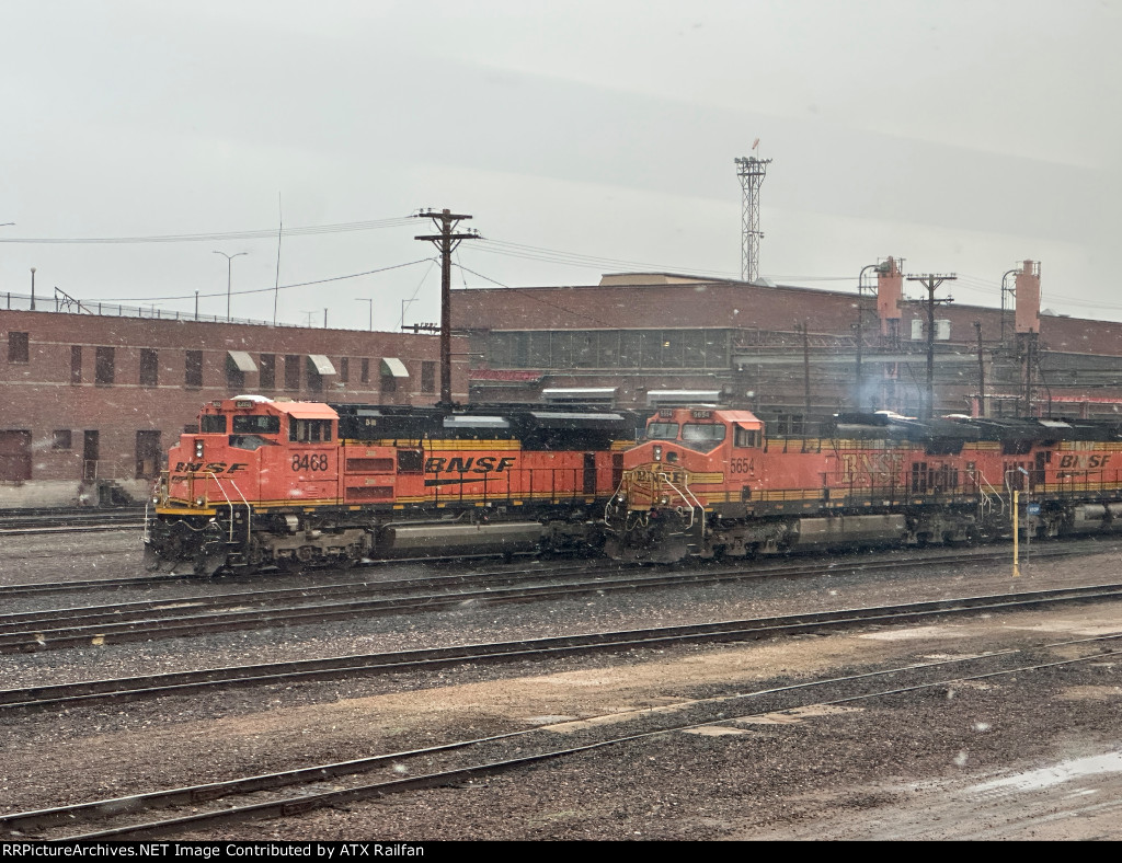 BNSF 8468